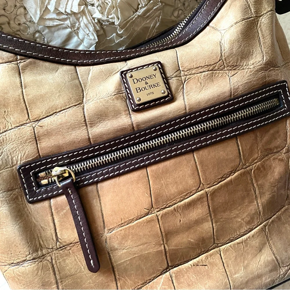 Dooney & Bourke Vintage Tan Brown Crocodile Embossed Hobo Shoulder Bag Purse